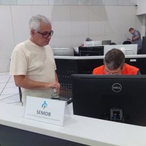 Secretário da SEMOB acompanha atendimento no Multiagências para fortalecer integração entre serviços